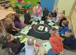 SÓWKI - MATEMATYCZNE ZABAWY - LICZYMY I ODKRYWAMY!