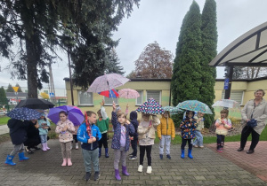 Spacer z parasolkami Jeżyków!