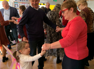 Bal Choinkowy z Babcią i Dziadkiem- Niedźwiadki!