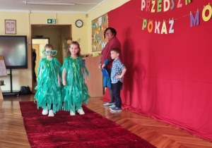 Maja i Basia z Zajączków laureatkami międzyprzedszkolnego konkursu artystycznego "Słonecznie, modnie i pogodnie"!