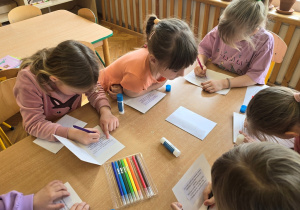 Jeżyki wysyłają kartki wielkanocne!