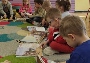 „Wiewiórki” w krainie książek!