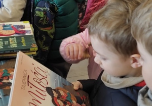 „Wiewiórki” w krainie książek!