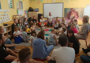 Dzień Mamy i Taty- Wiewiórki!