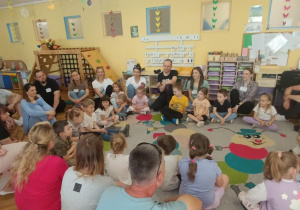 Dzień Mamy i Taty- Wiewiórki!
