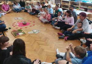 Dzień Mamy i Taty- Zajączki!