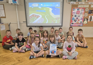 Jeżyki otrzymują certyfikat z zajęć "AKADEMIA UMYSŁU"!