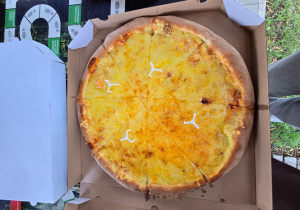 Jeżyki zamawiają pizzę!
