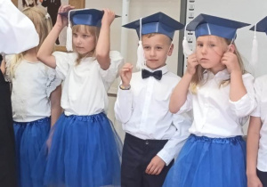 ZAKOŃCZENIE ROKU SZKOLNEGO- JEŻYKI