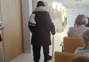 Jeżyki w Bibliotece Miejskiej w Łowiczu na „Baśni o dwunastu miesiącach”!