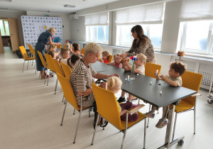 ROK REYMONTA, warsztaty 'Kwiaty z lipieckiej chaty"