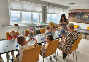 ROK REYMONTA, warsztaty 'Kwiaty z lipieckiej chaty"