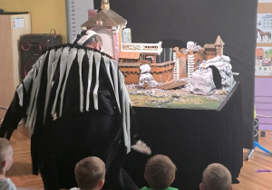 Sówki i Jeżyki na teatrzyku profilaktycznym!