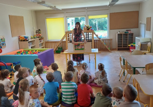 Zajęcia dla dzieci z Bibliotekarką