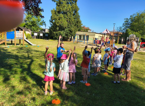 Zabawy z DRUŻYNĄ KANGURA!