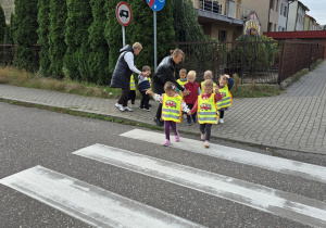 Niedźwiadki poznają zasady ruchu drogowego!