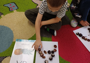 Wiewiórki poznały literę "A"!