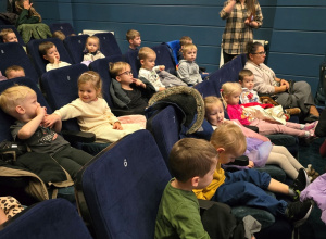 Niedźwiadki pierwszy raz w kinie!