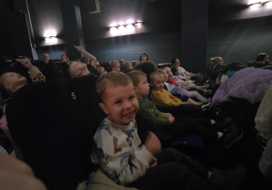 Niedźwiadki pierwszy raz w kinie!