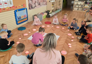 Niedźwiadki- patriotyczna lekcja ciszy!