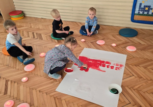 Niedźwiadki- patriotyczna lekcja ciszy!