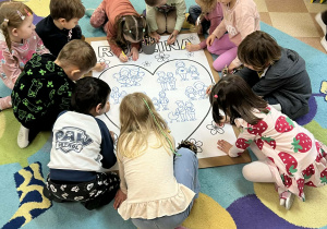 Kampania "Dzieciństwo bez przemocy"- Sówki