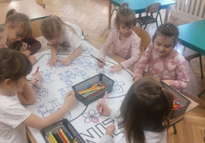 Kampania "Dzieciństwo bez przemocy"- Wiewiórki