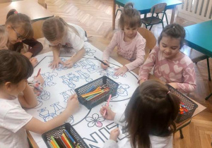 Kampania "Dzieciństwo bez przemocy"- Wiewiórki