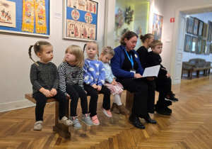 ROK REYMONTA- Niedźwiadki na lekcji muzealnej!