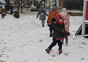 Zimowe zabawy Ślimaczków!