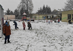 Zimowe zabawy Ślimaczków!