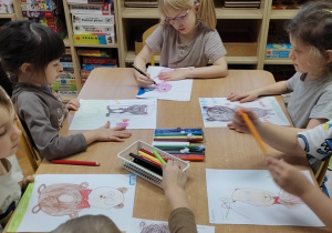 Święto Pluszowego Misia w „Jeżykach”