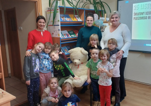 Wiewiórki w Bibliotece Pedagogicznej obchodziły Dzień Pluszowego Misia!