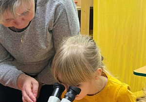 Wiewiórki- zabawy z mikroskopem