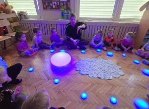 Niedzwiadki- lekcja ciszy z chmurką!