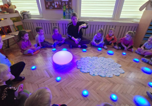 Niedzwiadki- lekcja ciszy z chmurką!