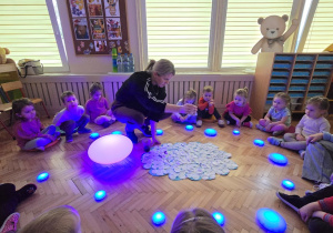 Niedzwiadki- lekcja ciszy z chmurką!