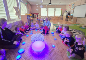 Niedzwiadki- lekcja ciszy z chmurką!