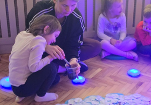 Niedzwiadki- lekcja ciszy z chmurką!