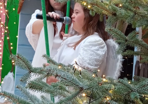 Jeżyki na Jasełkach Bożonarodzeniowych 2025 – pt. „Bóg jest w nas" w Specjalnym Ośrodku Szkolno - Wychowawczym w Łowiczu.