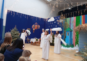 Jeżyki na Jasełkach Bożonarodzeniowych 2025 – pt. „Bóg jest w nas" w Specjalnym Ośrodku Szkolno - Wychowawczym w Łowiczu.