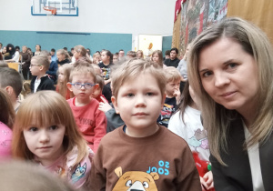 Jeżyki na Jasełkach Bożonarodzeniowych 2025 – pt. „Bóg jest w nas" w Specjalnym Ośrodku Szkolno - Wychowawczym w Łowiczu.