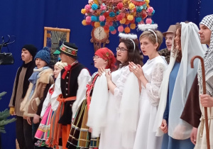 Jeżyki na Jasełkach Bożonarodzeniowych 2025 – pt. „Bóg jest w nas" w Specjalnym Ośrodku Szkolno - Wychowawczym w Łowiczu.