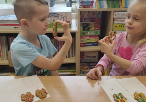 Jeżyki dekorują pierniczki!