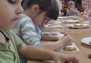 Jeżyki dekorują pierniczki!