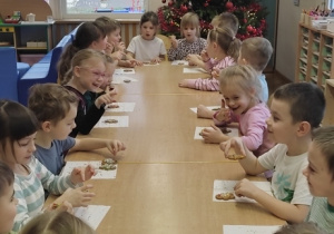 Jeżyki dekorują pierniczki!