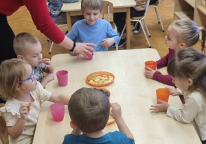 Montessoriańskie urodziny Jaśminki ze Ślimaczków!