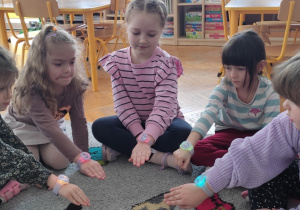 Zabawy z czasem w Jeżykach!