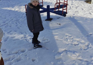 Zimowe zabawy na śniegu Ślimaczków!