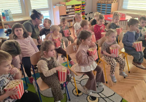 KINO W PRZEDSZKOLU-EDUKACJA MŁODE HORYZONTY- odsłona styczniowa!